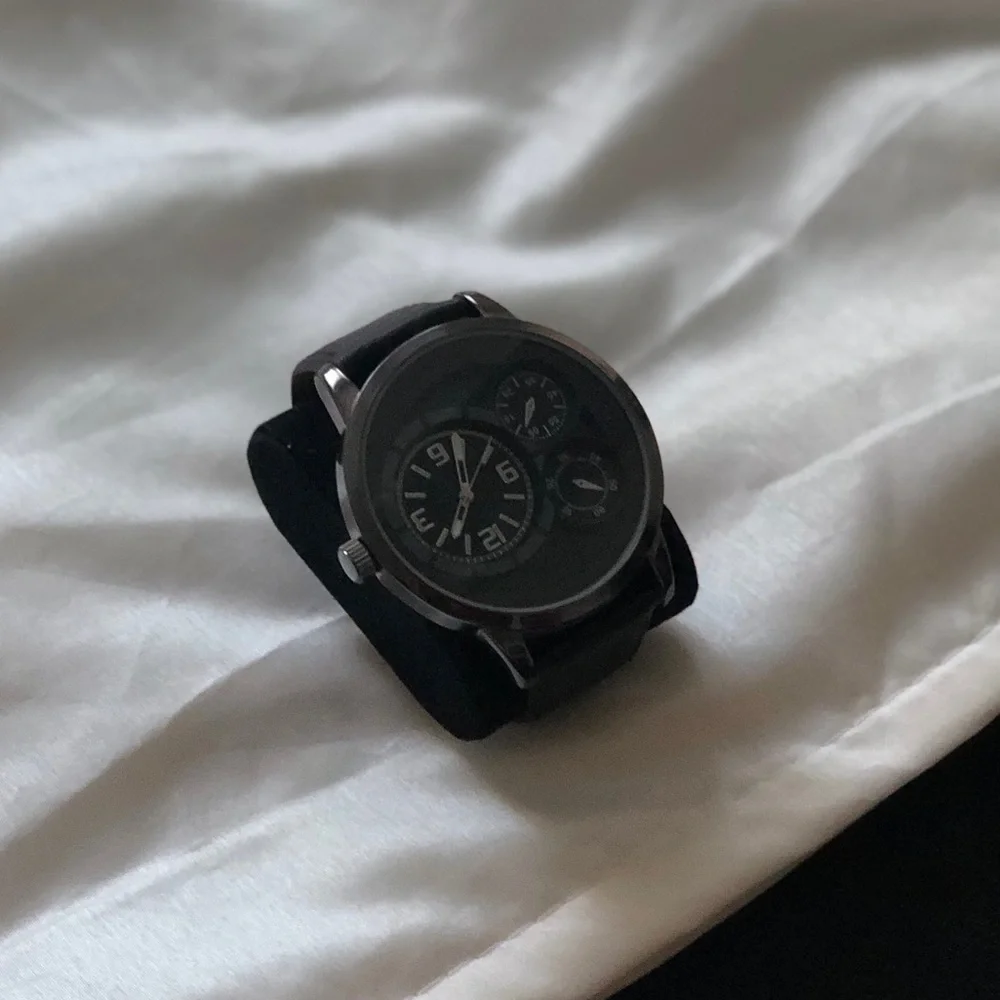 Men’s watch - Picture 2 of 4